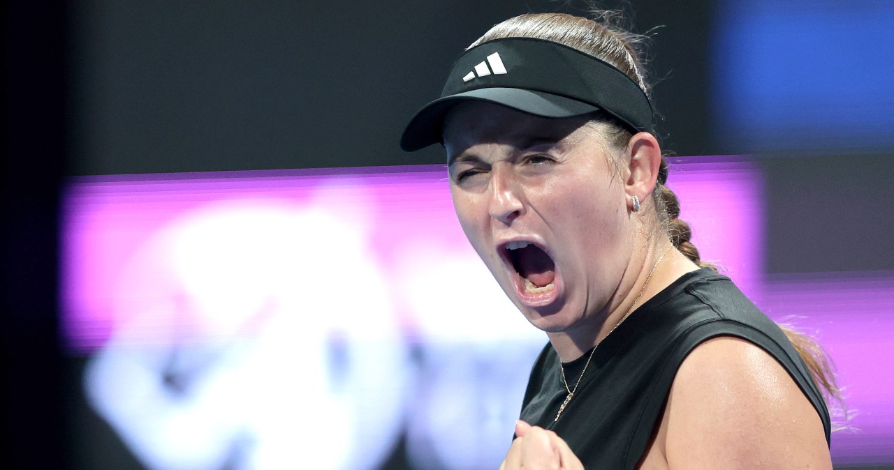 Świątek gromi, ale co zrobiła Ostapenko? 1. raz od finału z Sabalenką