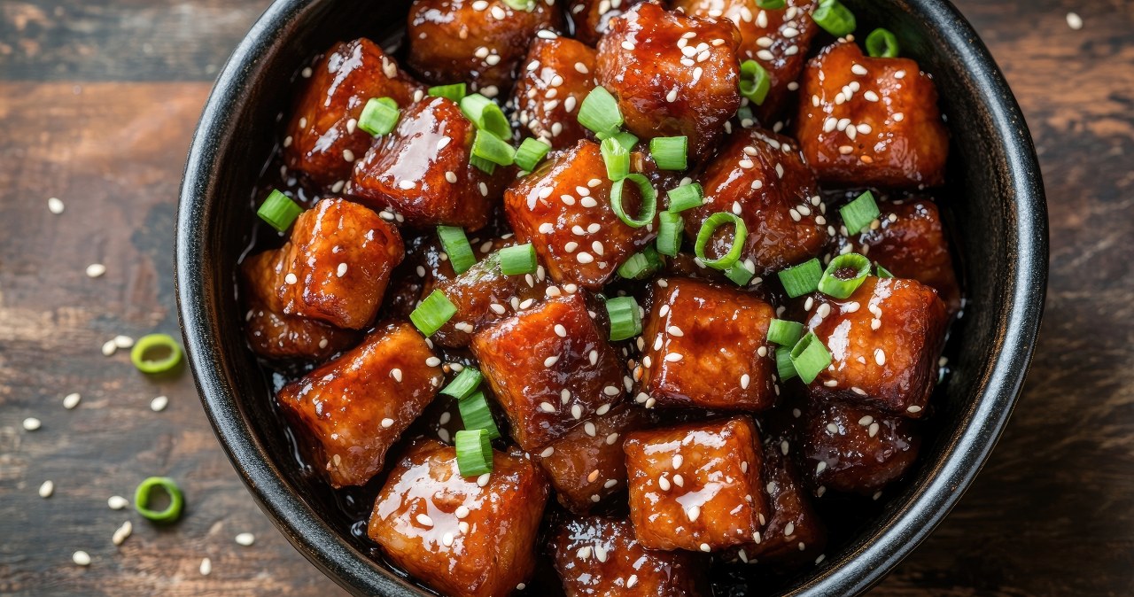 Zdrowsze i szybsze niż z piekarnika. 5 hitowych przepisów z air fryera