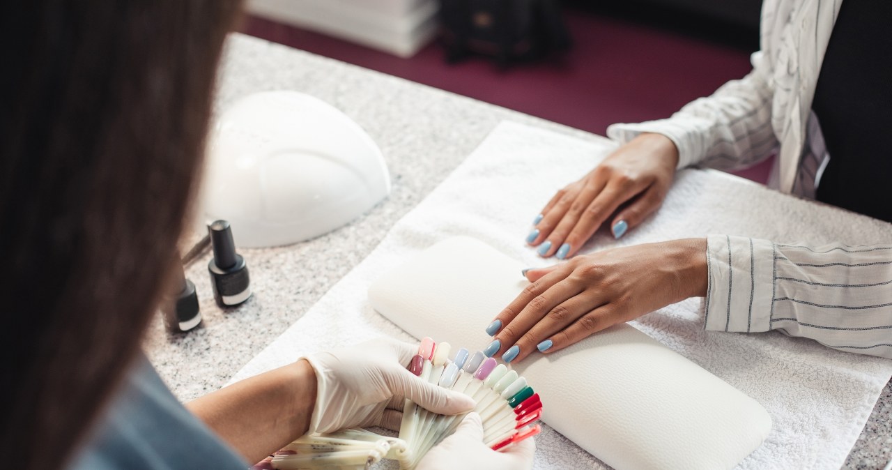 Nowy trend w manicure już podbija salony. Idealny na wiosnę