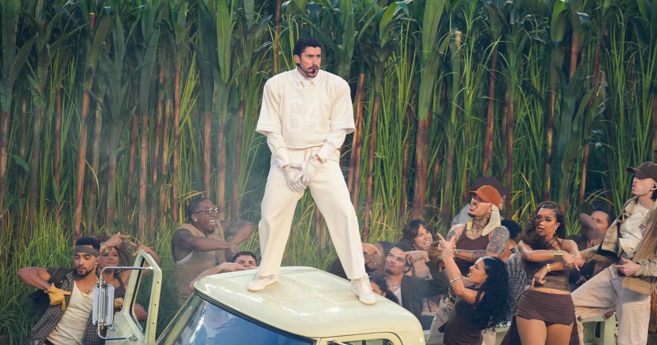 Koszulka, która nosił Bud Bunny triumfuje w sieci. Osiąga zawrotne ceny