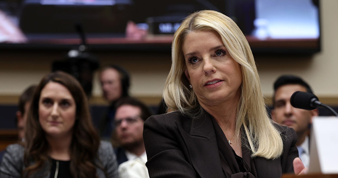 Sprawa Epsteina. Przesłuchano prokurator generalną USA, nie obyło się bez obelg, krzyków i wyzwisk Kép