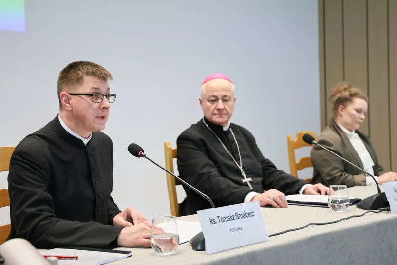 Raport w sprawie diecezji sosnowieckiej. Ujawniają dane, rażące błędy