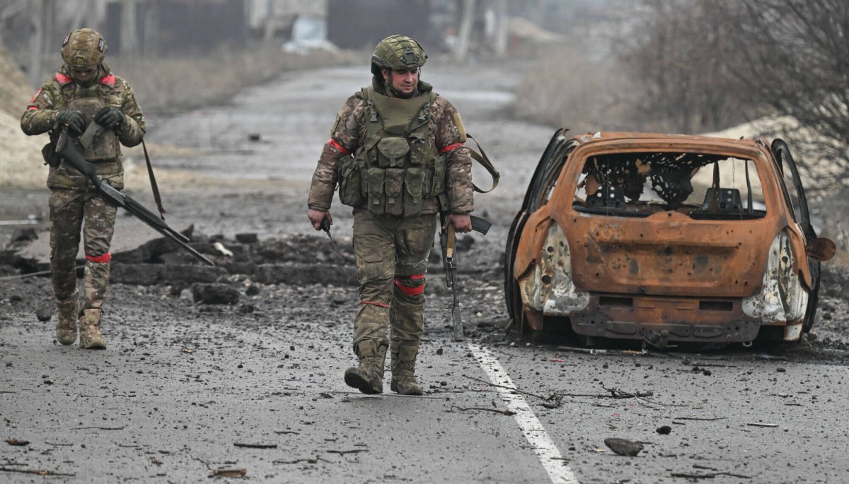 Strategia Kijowa przynosi efekty. Rosja nie nadąża z uzupełnianiem strat