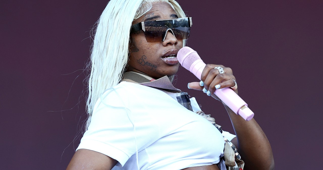 Powstała prowokacyjna wersja kultowego hitu. "Nie zobaczy nieba"