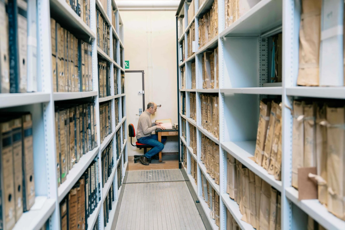Stany Zjednoczone żądają belgijskich dokumentów i map kopalń Konga z epoki kolonialnej. Chodzi im o dostęp do surowców krytycznych. Belgijskie Muzeum Afryki w Tervuren, gdzie znajdują się te archiwa, mówi „nie”. Dziennikarka RMF FM rozmawiała z dyrektorem placówki - Bartem Ouvry. 