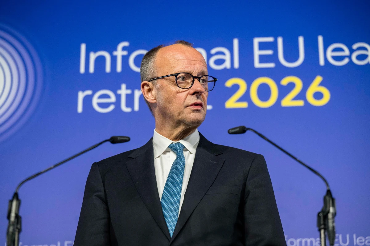 "Minął moment porządku jednobiegunowego. Chiny systematycznie wykorzystują zależności innych państw i redefiniują porządek międzynarodowy na swoją korzyść. Być może USA straciły roszczenia do światowego przywództwa" - oznajmił w piątek kanclerz Niemiec Friedrich Merz w przemówieniu otwierającym Monachijską Konferencję Bezpieczeństwa.