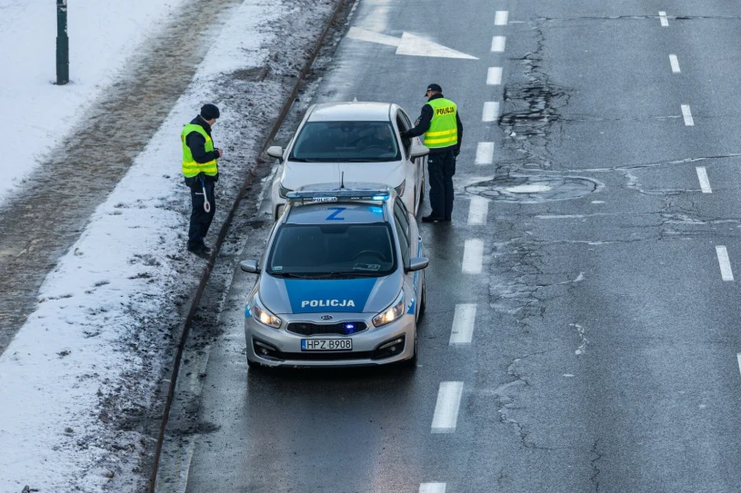 Mieszkańcy wskazali to miejsce. Policja zabrała trzy prawa jazdy w godzinę