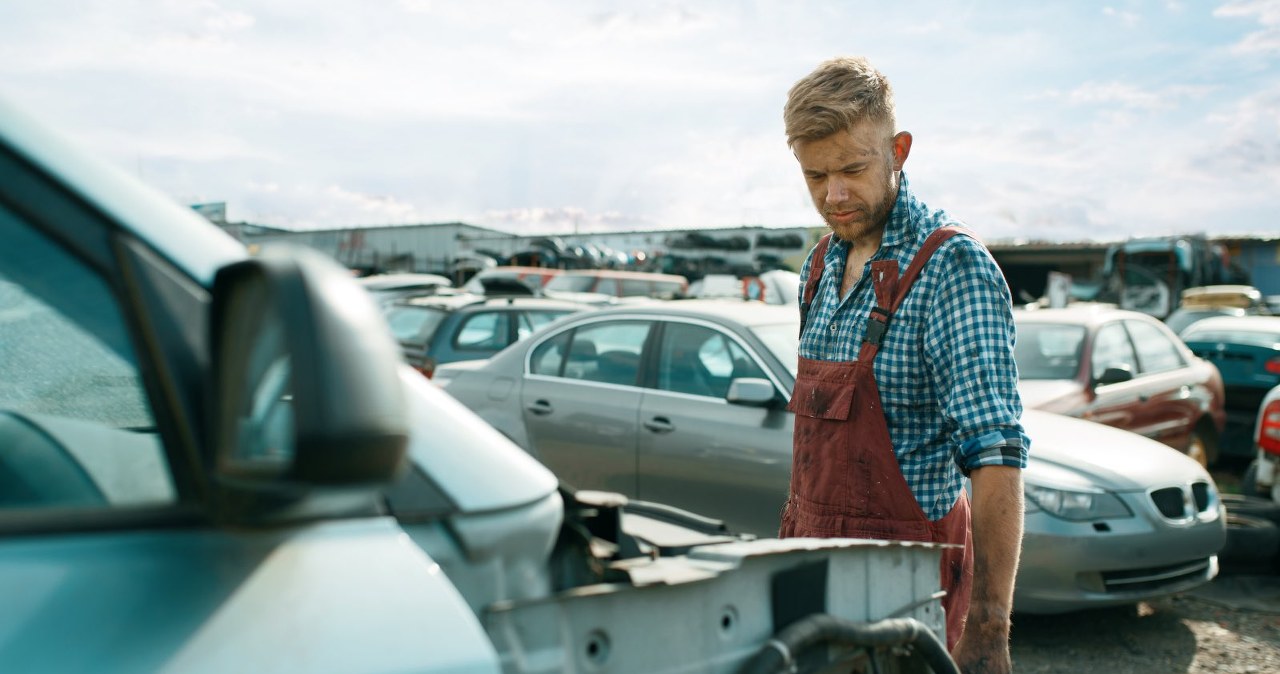"5 tys. zł to już sukces". Handlarz zdradza, ile zarabia na autach z Niemiec