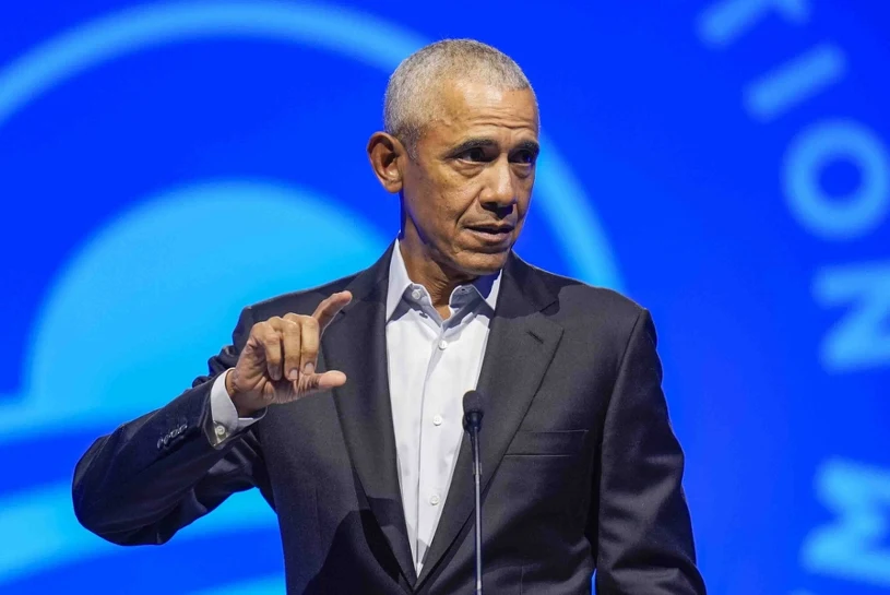 Obama wywołał burzę słowami o kosmitach. Teraz wyjaśnia