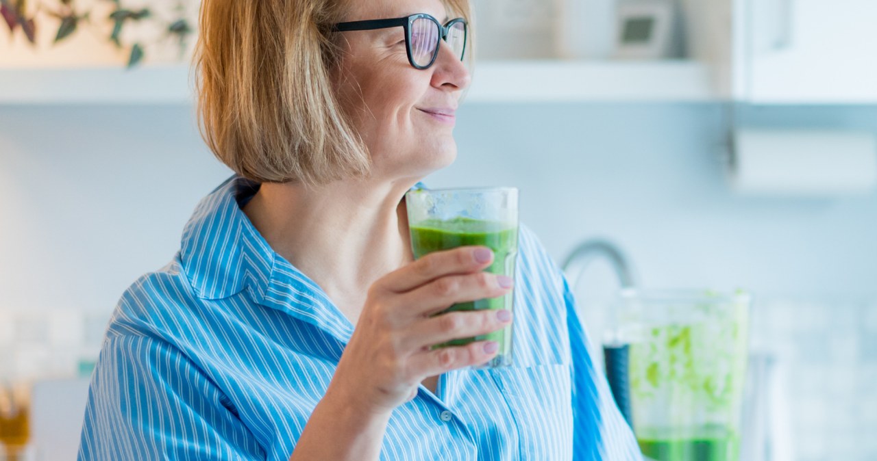 Ten zielony proszek może wspierać poziom cukru. Moringa robi furorę