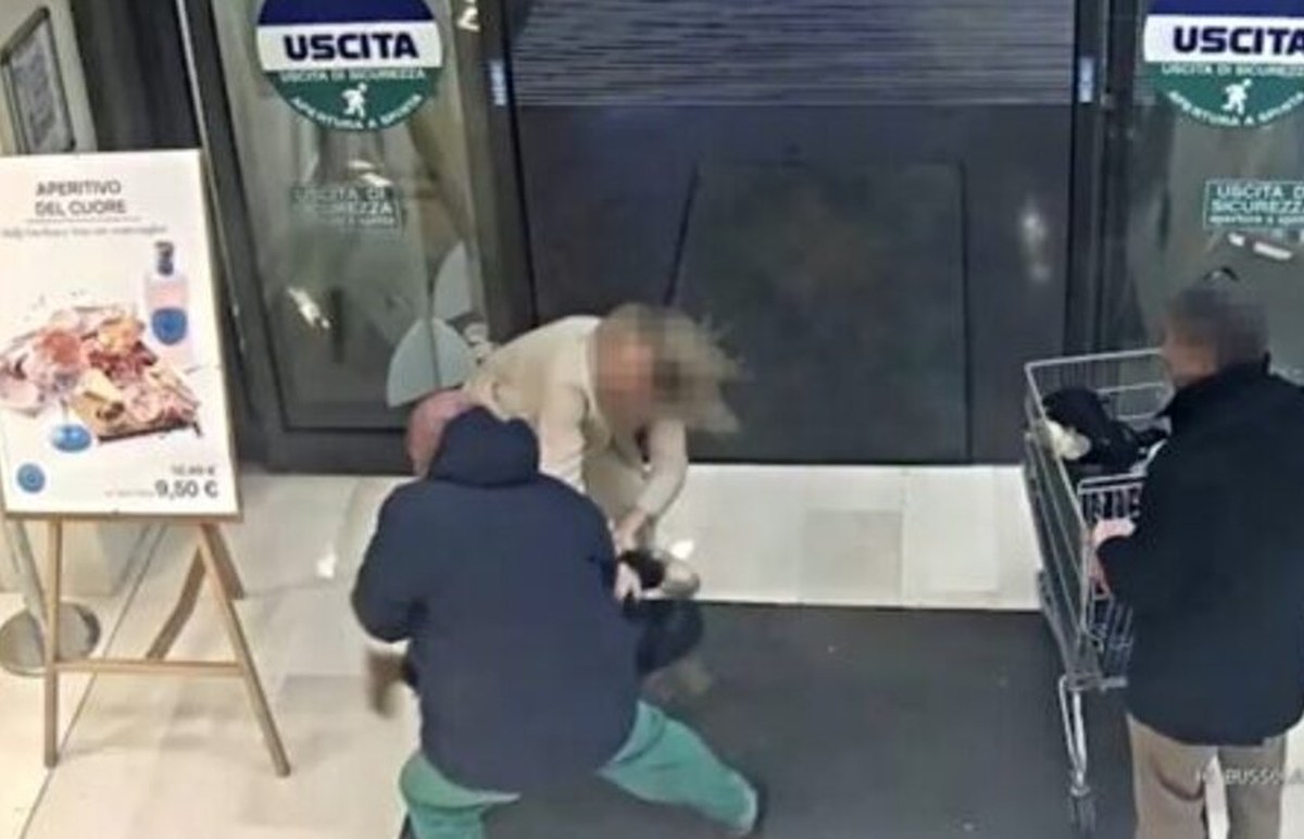 Szokujące sceny w Bergamo: Mężczyzna próbował wyrwać matce dziecko