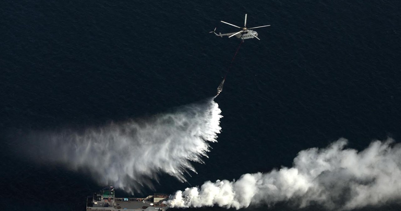 Iran pręży muskuły przed negocjacjami z USA. "Szybka reakcja na spiski"