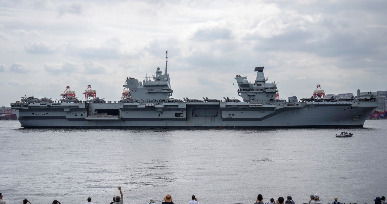 Wysyłają lotniskowiec do Arktyki. Operacja może mieć drugie dno?