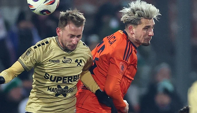 Legia była już na dnie. A potem zwrot akcji. Kontrowersje na koniec