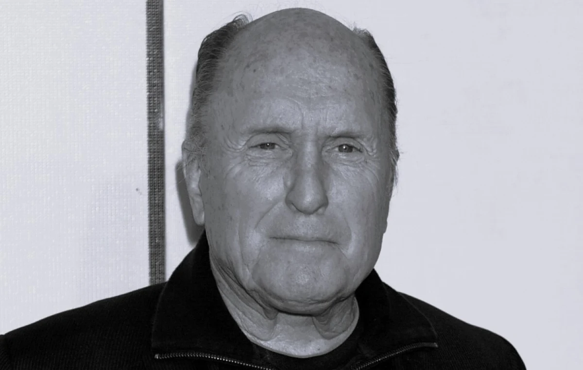 Nie żyje legenda amerykańskiego kina. Robert Duvall odszedł w wieku 95 lat. Zapamiętamy go m.in. ze świetnej roli w "Ojcu Chrzestnym". Informację o śmierci artysty przekazała jego żona, Luciana Duvall.