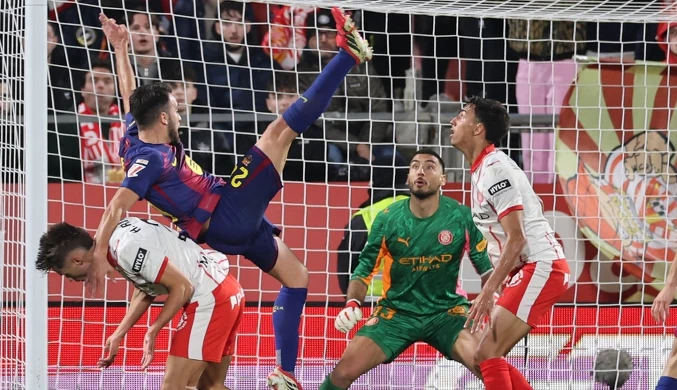 Czarny wieczór Barcelony. Gol "Lewego" skasowany. Euforia w Madrycie