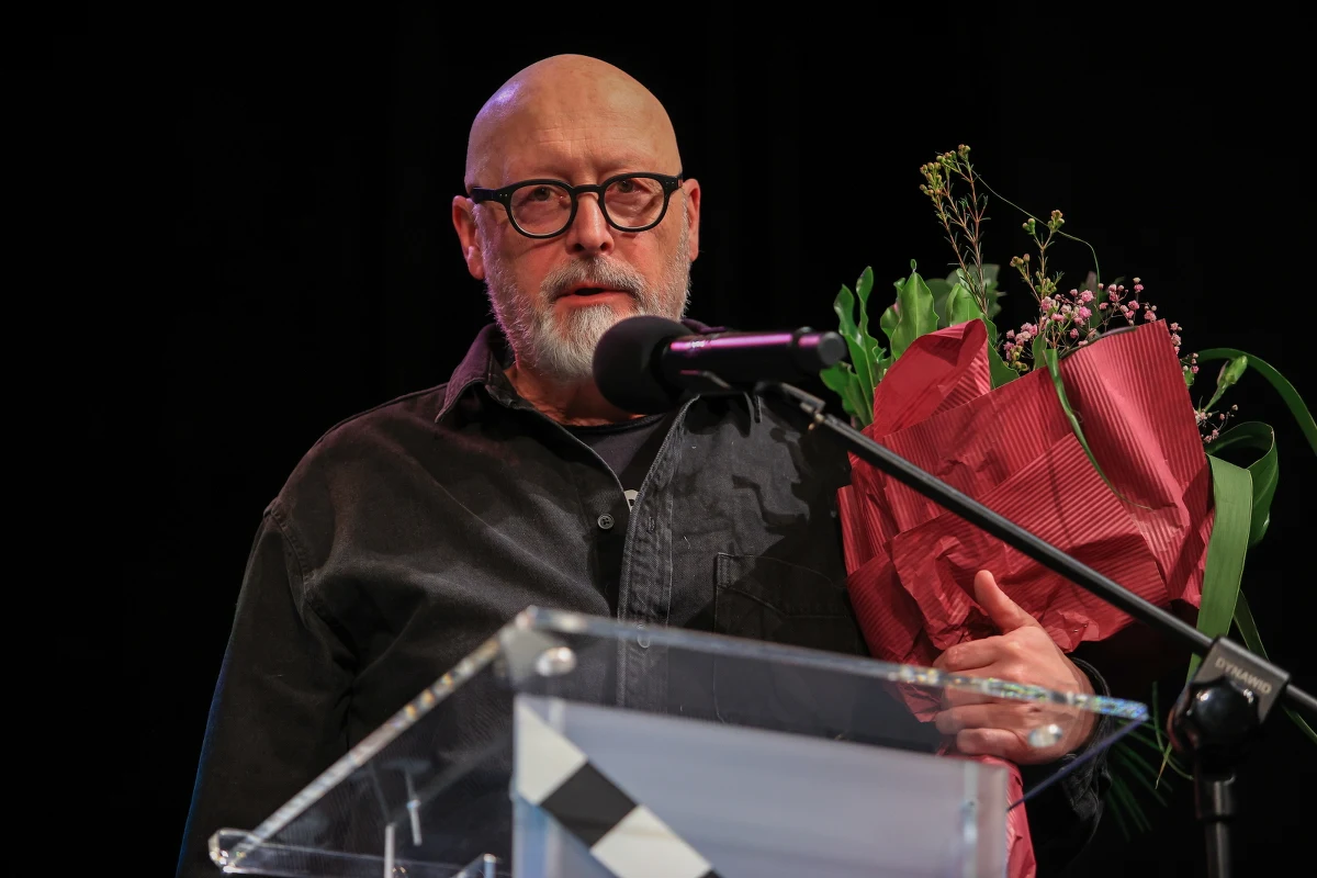 Wojciech Smarzowski - twórca "Wesela", "Drogówki" i "Wołynia" - został laureatem Nagrody im. Kazimierza Kutza. Wręczono ją podczas gali w Teatrze Śląskim im. Stanisława Wyspiańskiego w Katowicach. 