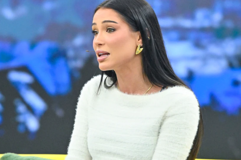 Natsu co miesiąc płaci krocie za wynajem mieszkania. Ale rat się boi...