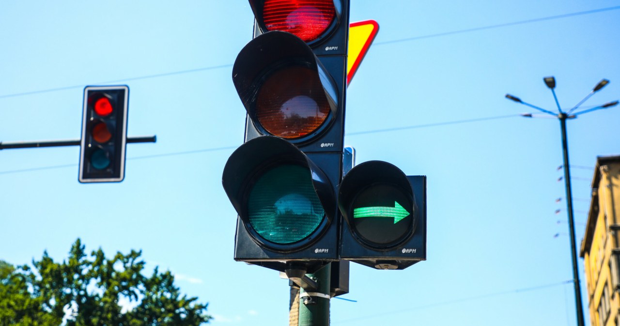 Kierowca i pieszy na zielonym. Niewiedza kosztuje 1,5 tys. zł
