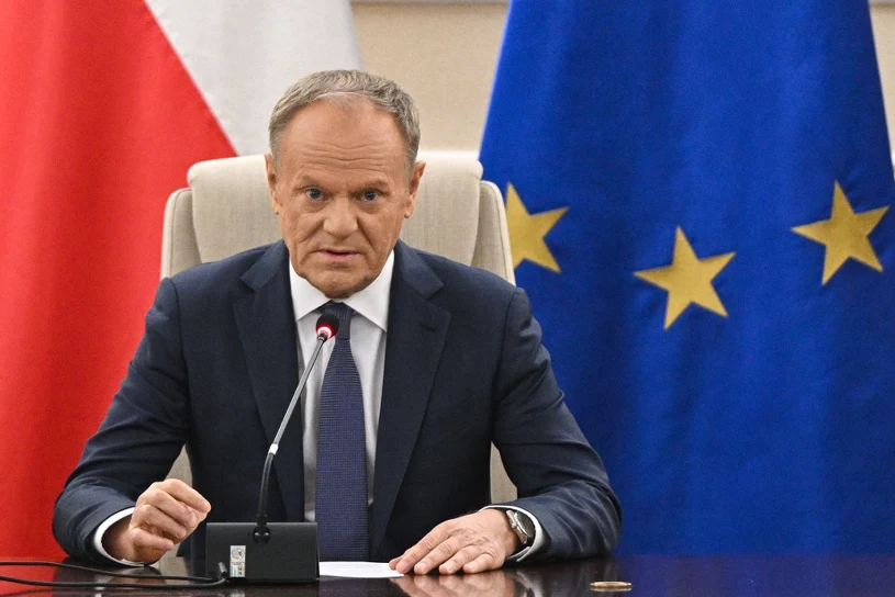 Tusk uderza w PiS i Nawrockiego. Chodzi o program SAFE