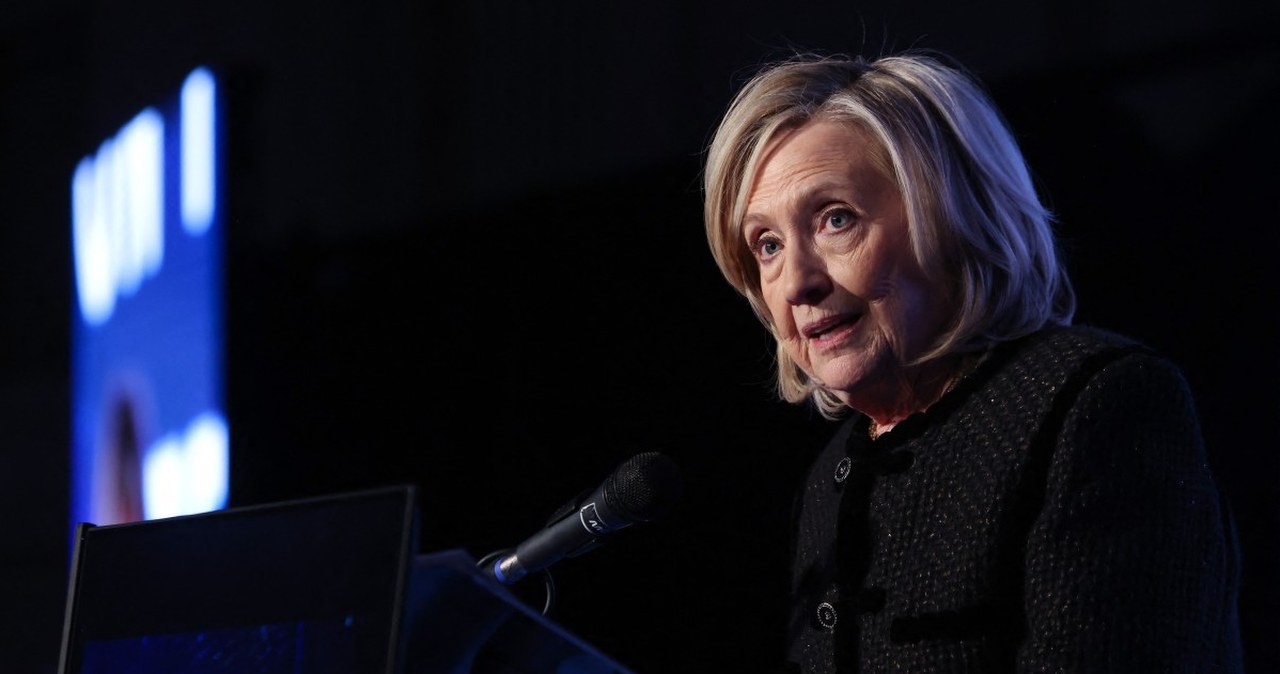 Hillary Clinton wprost o działaniach Białego Domu. "Celowo to przeciągają"