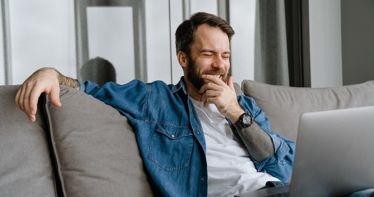 W ten sposób ukazują "głupotę" chataGPT. Internauci pękają ze śmiechu