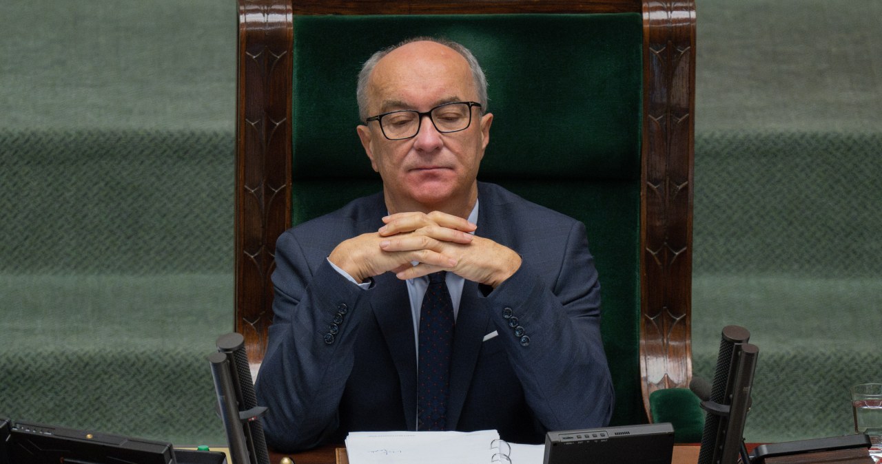 Czy Czarzasty powinien ustąpić? Polacy nie mają wątpliwości, wyniki sondażu