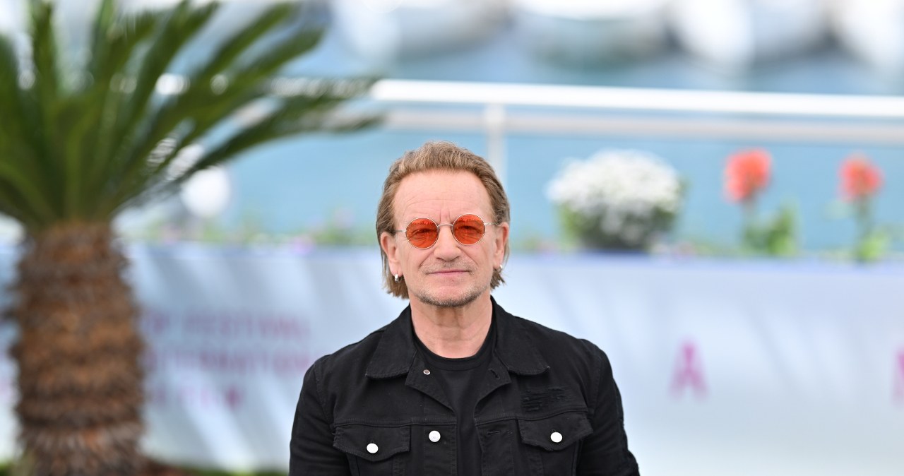 U2 z niespodziewanym wydawnictwem. "Wyrazy buntu i przerażenia"