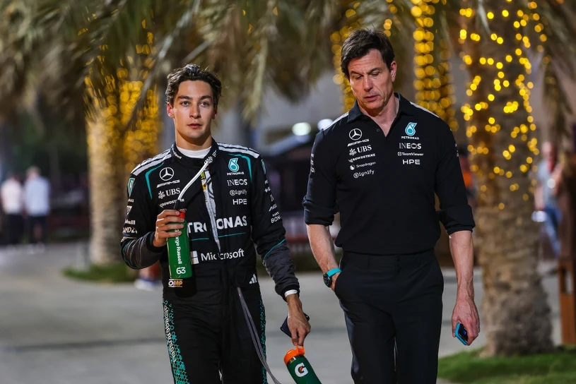 Kierowcy F1 wrócili na tor. Mercedes górą w Bahrajnie