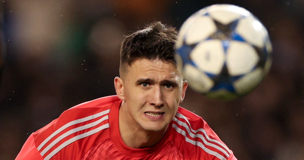 Koszmar Polaka w LM. Giganci z Anglii bez litości. Strzelili mu 12 goli