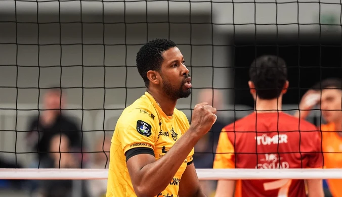 Leon błyszczał, mistrzowie Polski pokazali klasę. Turcy bez szans