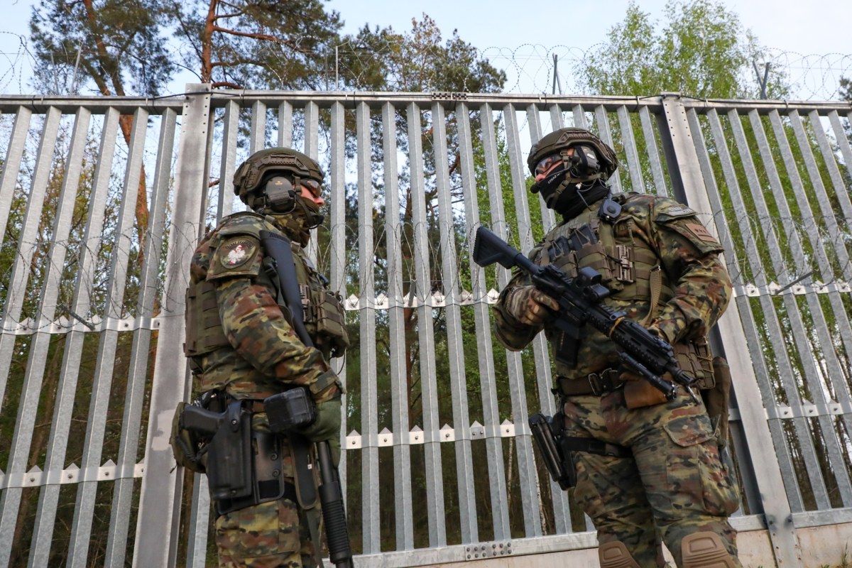 Pola minowe na polskiej granicy. Dlaczego się tam pojawią?