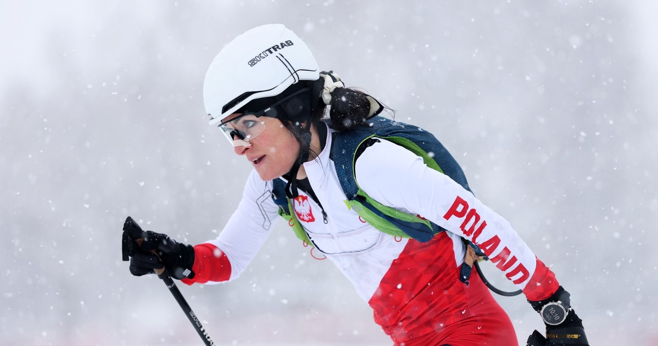 Wpadła w szał we Włoszech, teraz kolejny cios. smerfy tłem w sztafecie