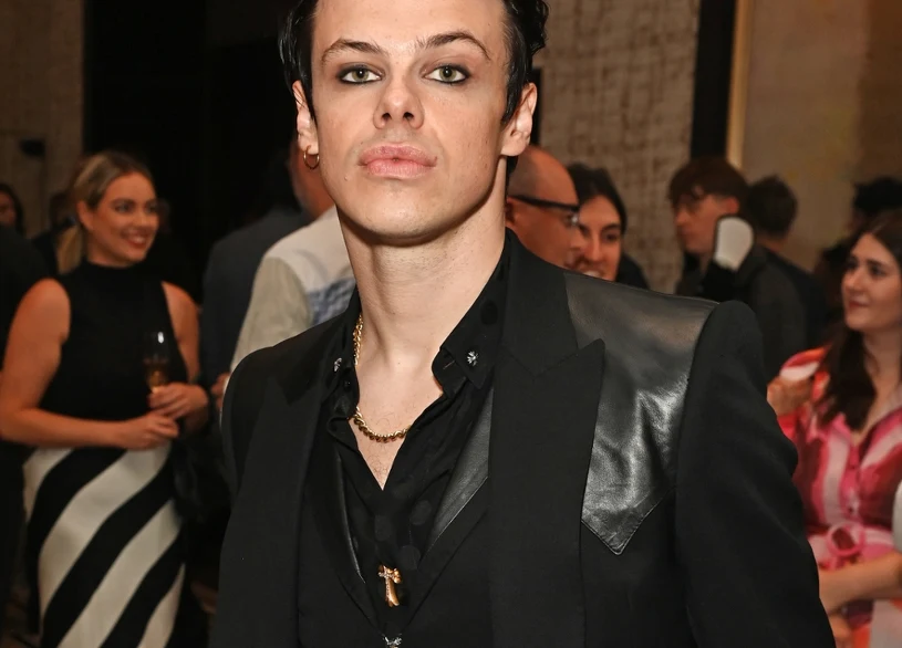 Yungblud powraca z "Idols Part. 2". "Ta podróż mnie nie zniszczyła"