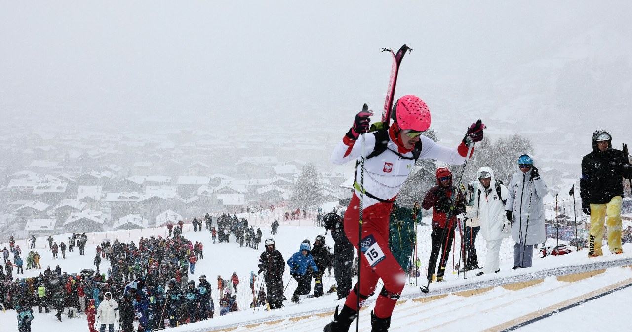 Panika Polki, euforia naszego zawodnika. Ratownik TOPR walczył z warunkami