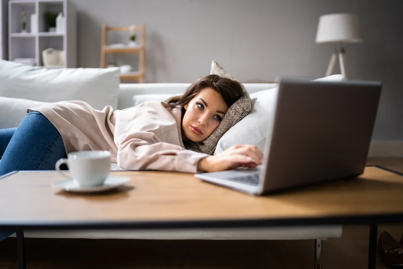 Są w kwiecie wieku, a żyją jak na emeryturze. Kryzys 40-latków niepokoi