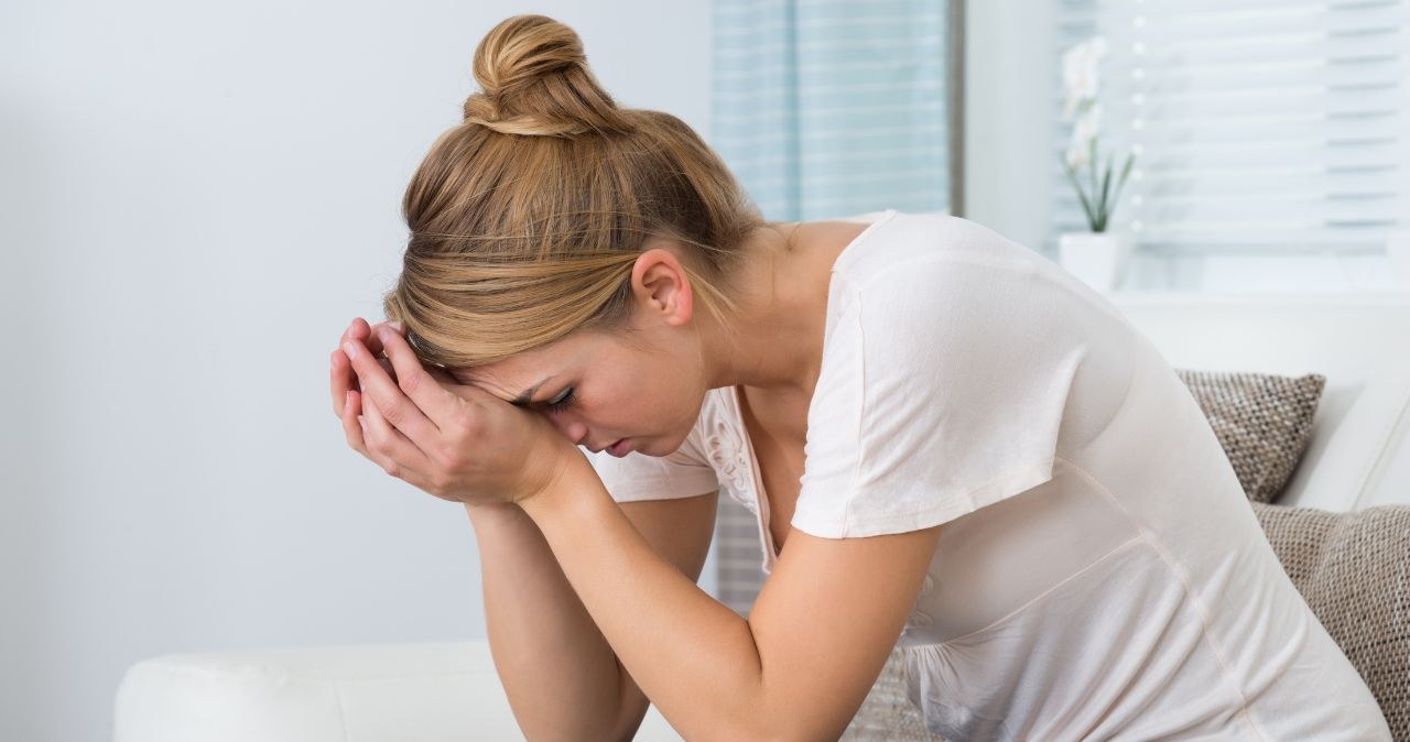 Alarm w głowie, który nie milknie? 3 techniki mindfulness na stres