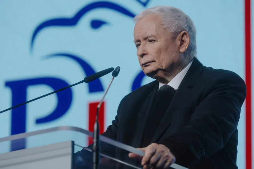 Polacy ocenili przyszłość PiS. Podział w sondażu, przeważa jedna odpowiedź