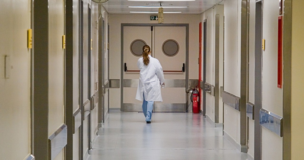 Czescy ginekolodzy zatrzymani przez policję. Sprawa dotyczy Polek