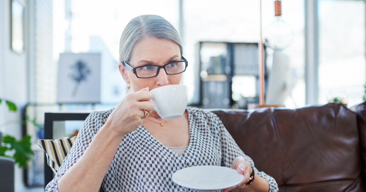 Kawa może wspomóc walkę z upartym brzusznym tłuszczem? Badania mówią jasno