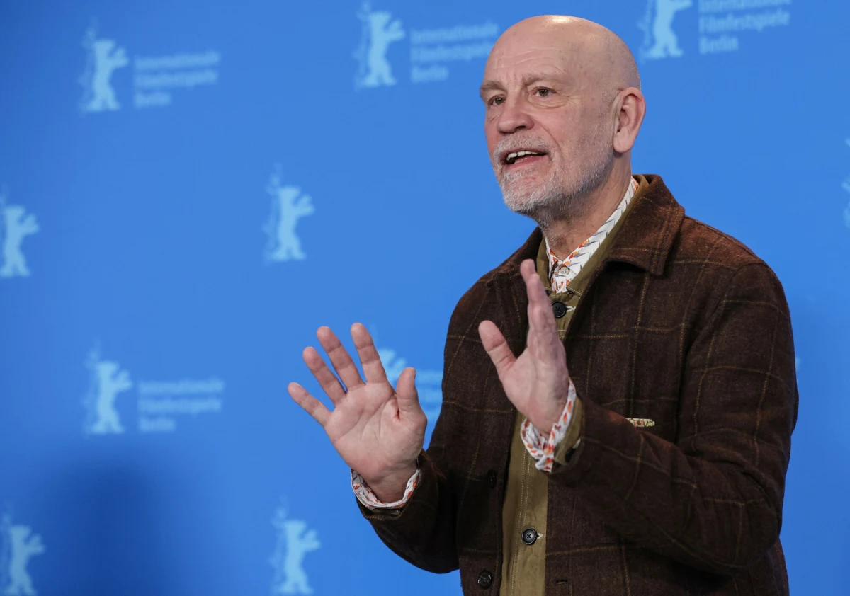 John Malkovich dołączył do obsady serialu kryminalnego "Bishop" produkowanego przez Prime Video. Aktor wcieli się w najbardziej wpływowego człowieka w San Francisco. Główną rolę detektywa wydziału zabójstw zagra Joel Kinnaman.
