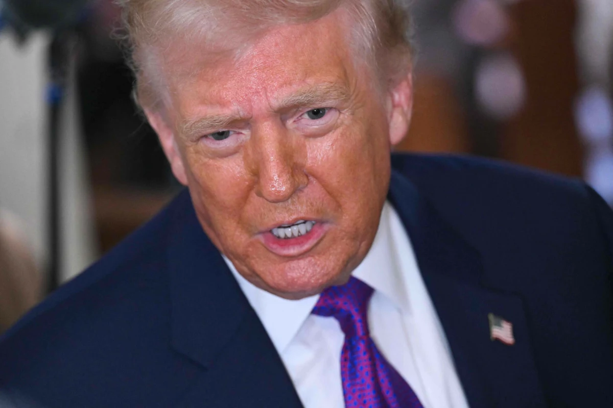 Prezydent Stanów Zjednoczonych Donald Trump powiedział, że rozważa "ograniczony" atak na Iran, nie podając jednak żadnych szczegółów. Amerykanie od paru tygodni gromadzą na Bliskim Wschodzie potężne siły - przerzucili m.in. dziesiątki samolotów bojowych różnego typu, co jest największą koncentracją amerykańskiego lotnictwa od czasu inwazji na Irak w 2003 roku.