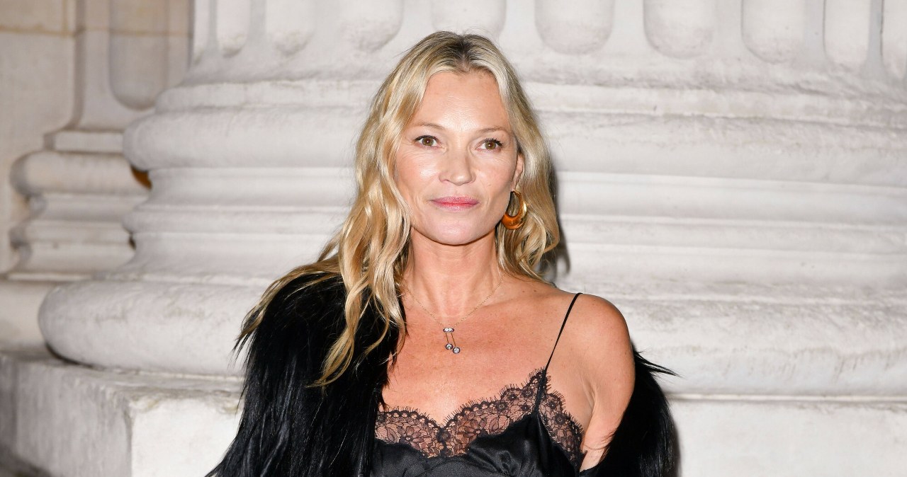 Kate Moss zachwyciła w dziewczęcych groszkach. Stylowa i z klasą