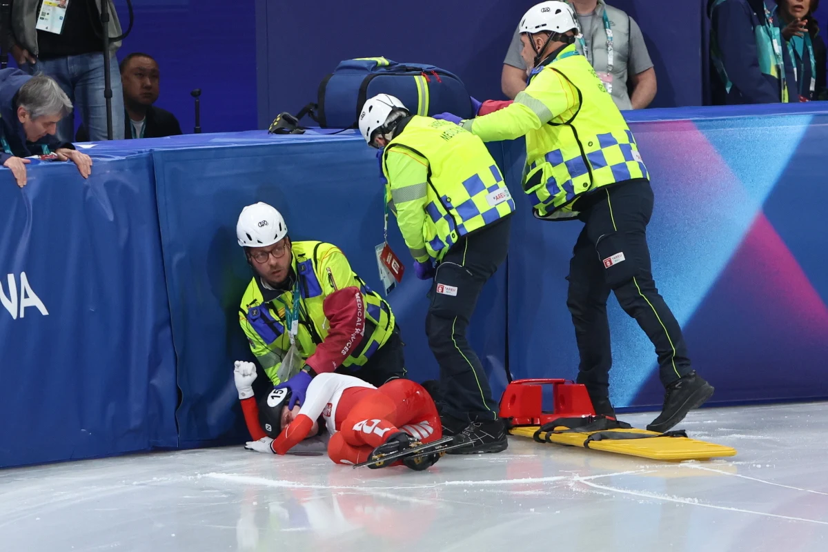 Kamila Sellier tuż przed końcem zimowych igrzysk we Włoszech miała poważny wypadek podczas startu. Reprezentantka Polski w short tracku została trafiona łyżwą w twarz przez jedną z rywalek. Są nowe informacje o stanie zdrowia polskiej zawodniczki.