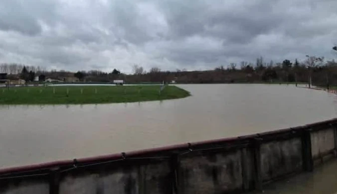 Wielka woda paraliżuje sport. Obiekty zalane, a rozgrywki odwołane