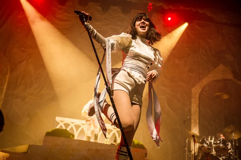 Zaprosiły fanki na scenę i się zaczęło. Co wydarzyło się w Warszawie?