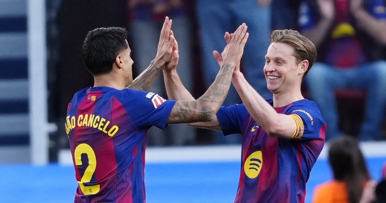 Lewandowski w akcji. "Barca" bez cienia litości. Real zrzucony ze szczytu