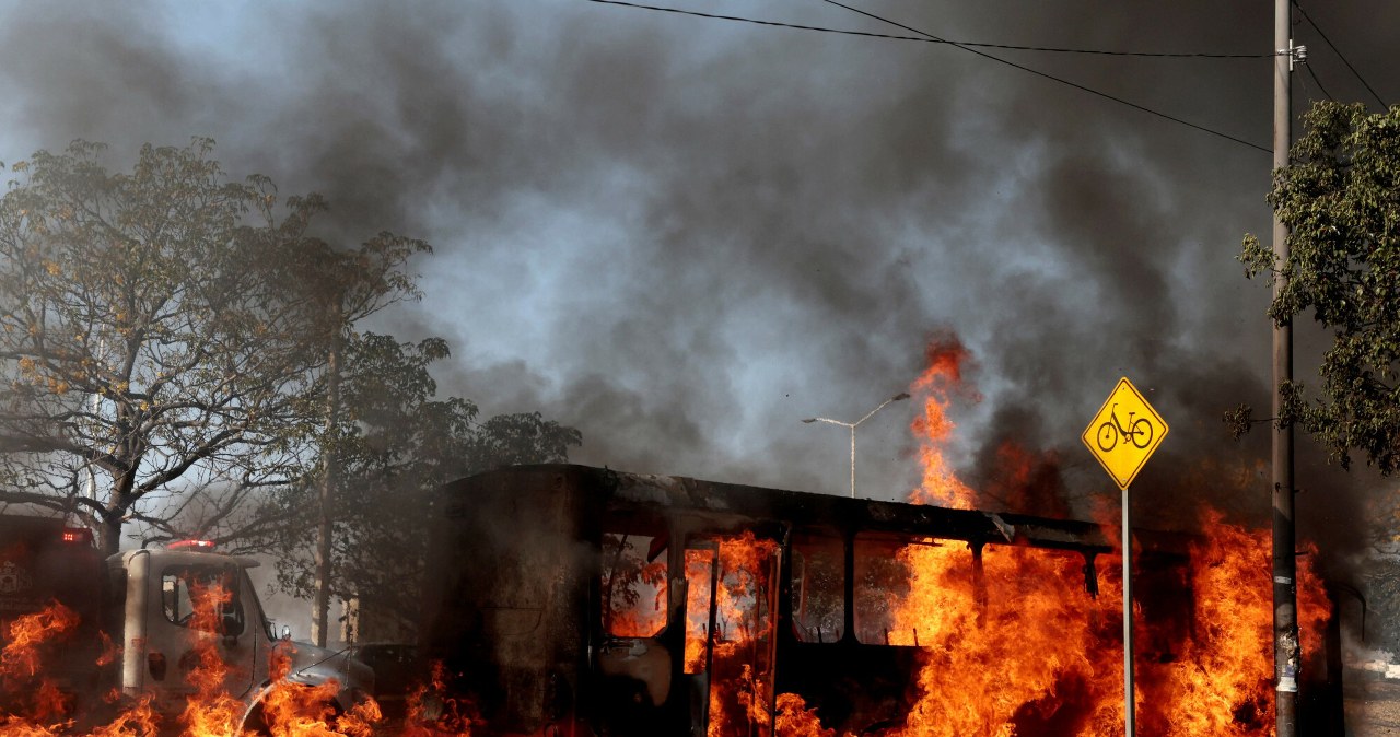 Dantejskie sceny przed mundialem. Wybuchły zamieszki. FIFA może wkroczyć