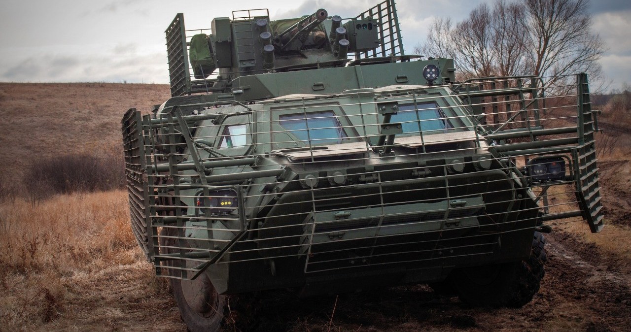 BTR-4E, czyli ukraińska armia wzmacnia mobilność i ogień na froncie