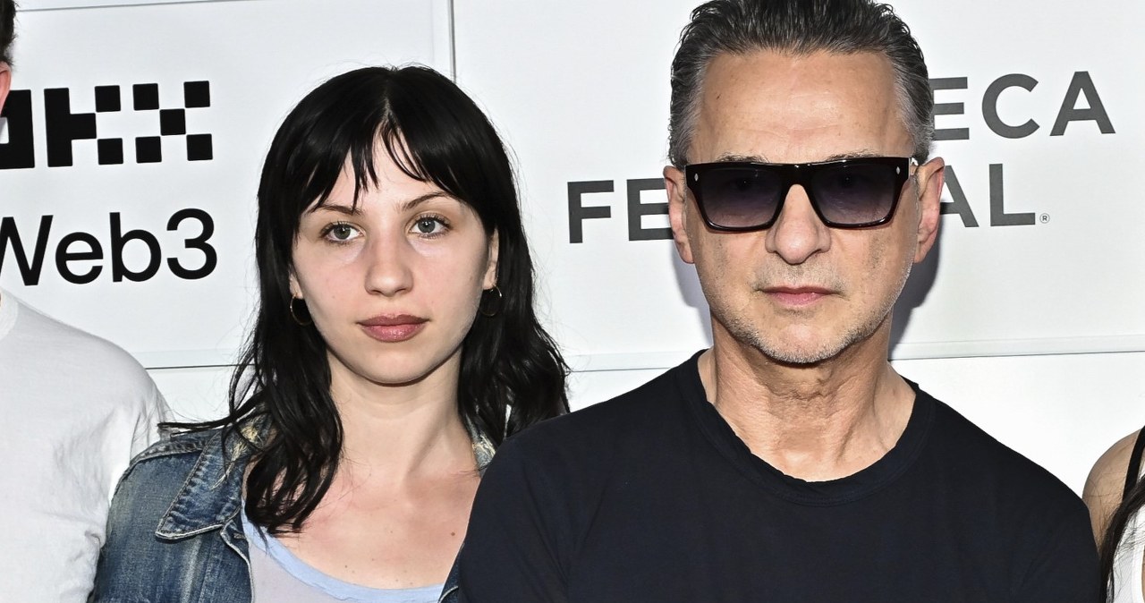 Stella Rose: “W domu od zawsze było sporo najróżniejszej muzyki” [WYWIAD]